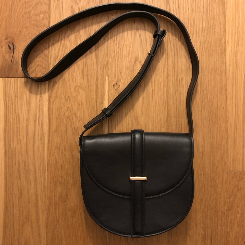 Daily Look Crossbody Bag